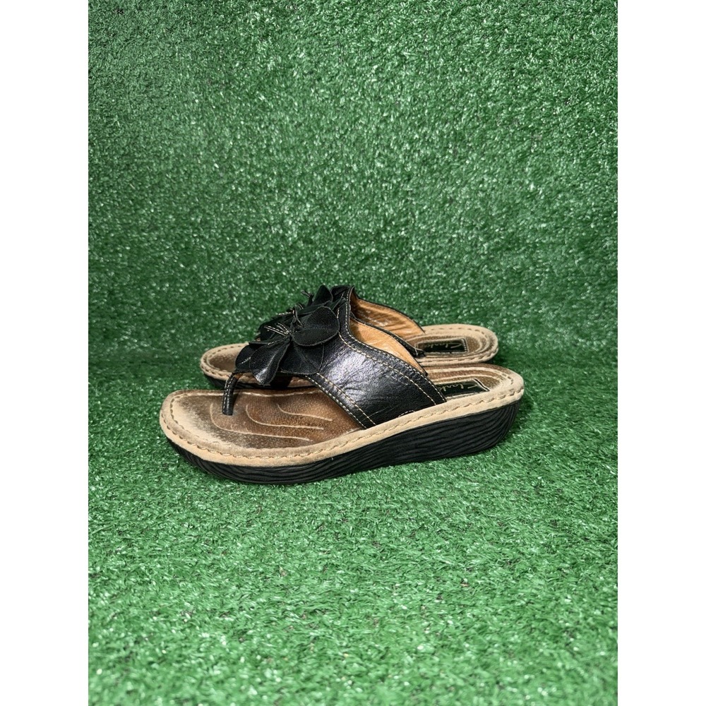 Clarks Artisan Black Leather Flower Wedge Thong Sandals Beach Slide Women Size 8 - Picture 4 of 9